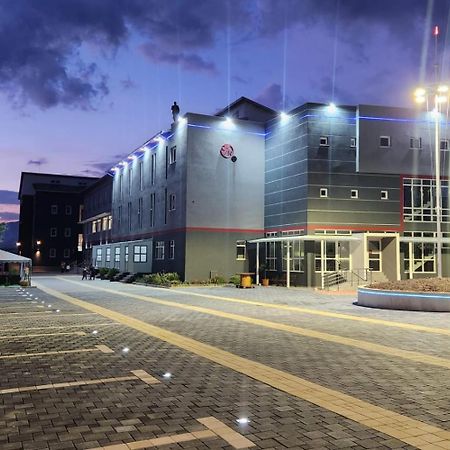 Kompleksi Cfn Albania Bucimas ภายนอก รูปภาพ